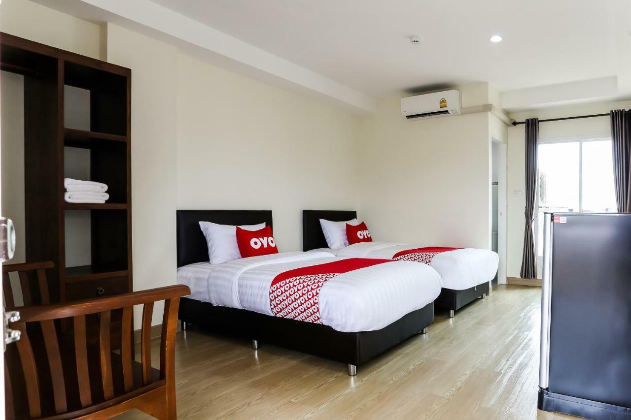 Canary House Rachawong คานารี่ เฮ้าส์ ราชวงศ์ Чіангмай Екстер'єр фото