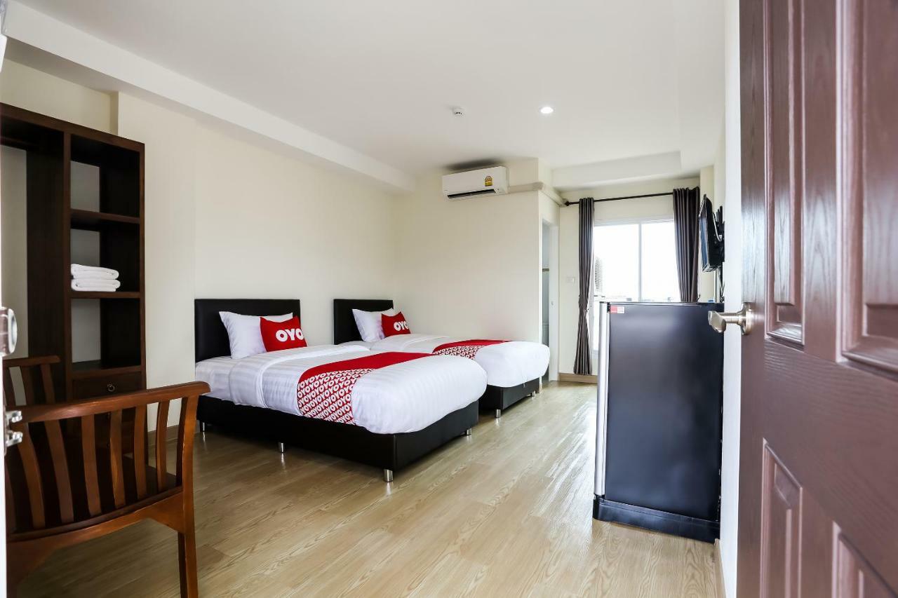 Canary House Rachawong คานารี่ เฮ้าส์ ราชวงศ์ Чіангмай Екстер'єр фото
