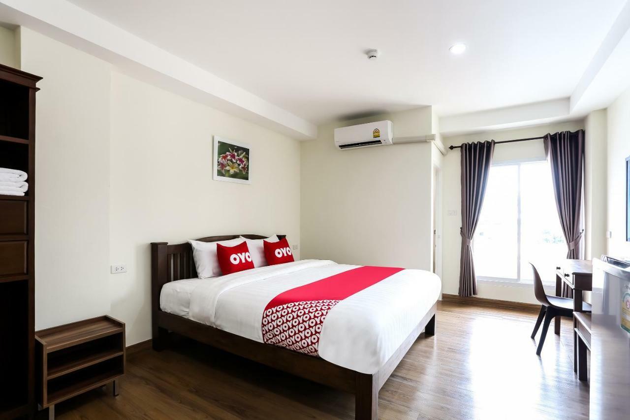 Canary House Rachawong คานารี่ เฮ้าส์ ราชวงศ์ Чіангмай Екстер'єр фото